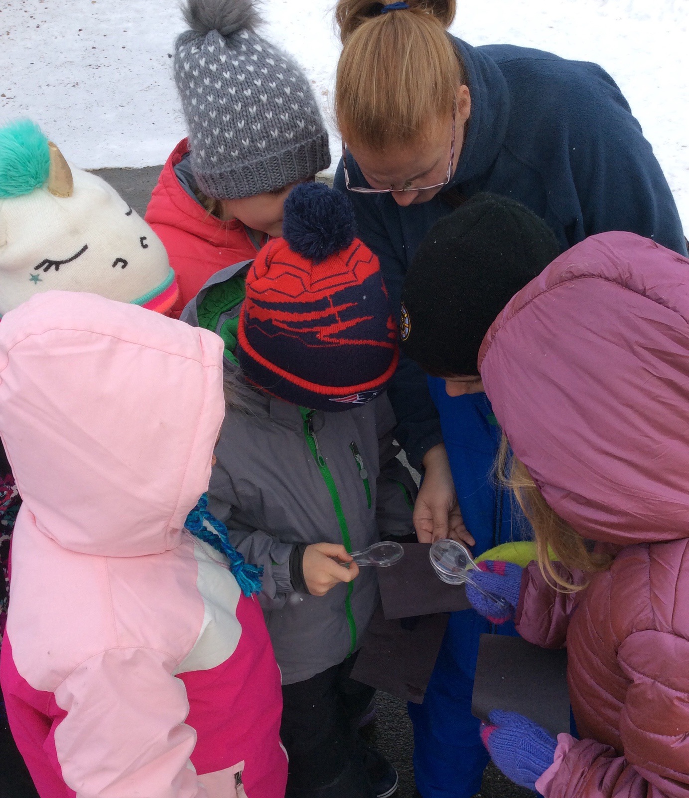 Studying Snow Crystals WinterKids Teachers Sharing Series3
