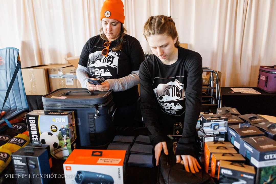 241 winterkids downhill 24 fundraiser 2023 sugarloaf carrabassett valley maine documentary event photographer whitney j fox 9195 w 1